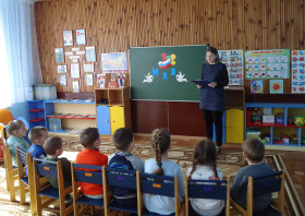 тематическое занятие «Праздник весны – 1 мая».